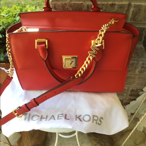 Red Micheal - Picture 8 of 8